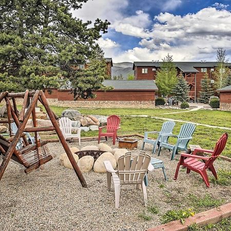 Mountain-View Condo With Deck Walk To Grand Lake Kültér fotó