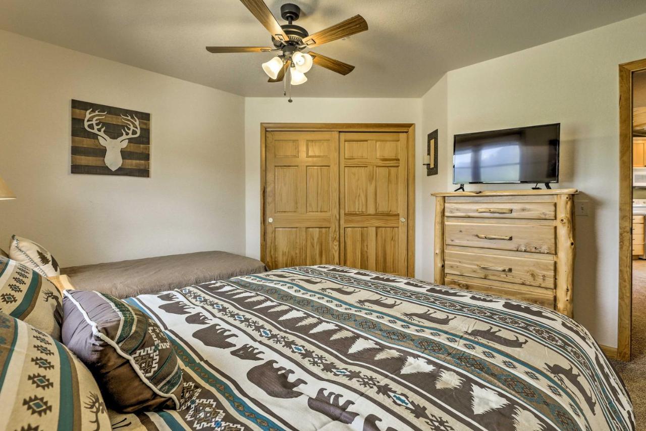 Mountain-View Condo With Deck Walk To Grand Lake Kültér fotó